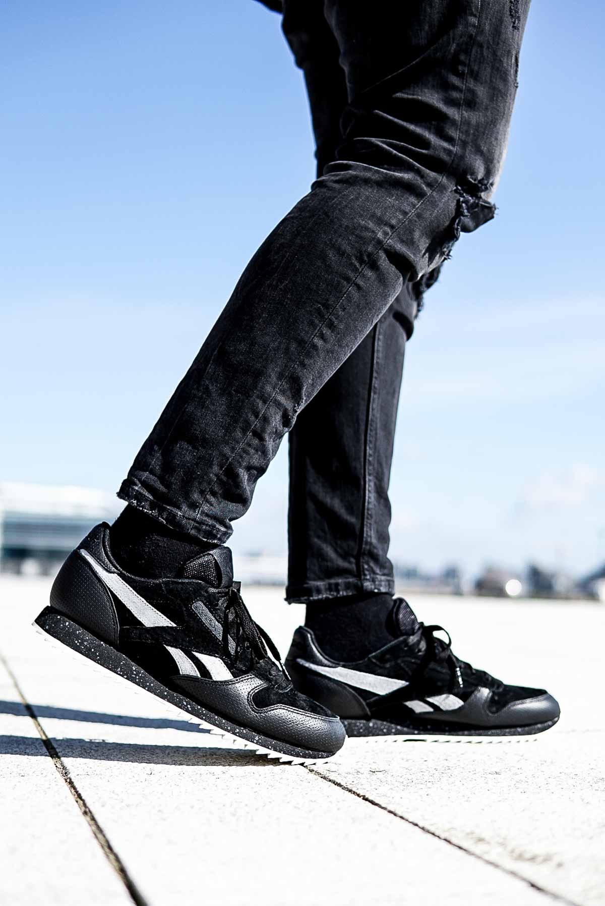 reebok classic black on feet