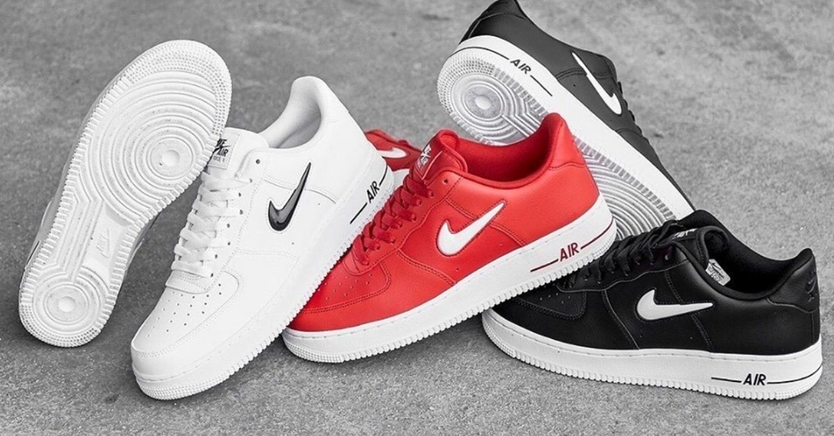 nike air force 1 essential jewel white and black