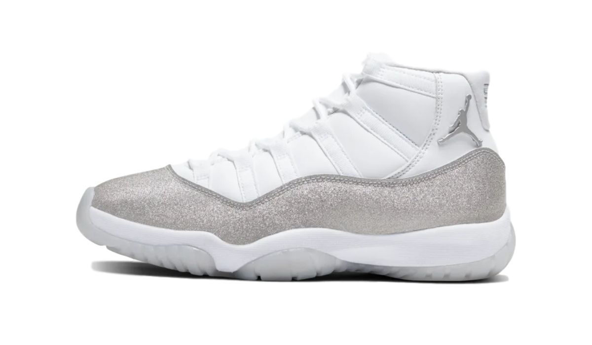 Nike WMNS Air Jordan 11 “Grey/Metallic Silver”
