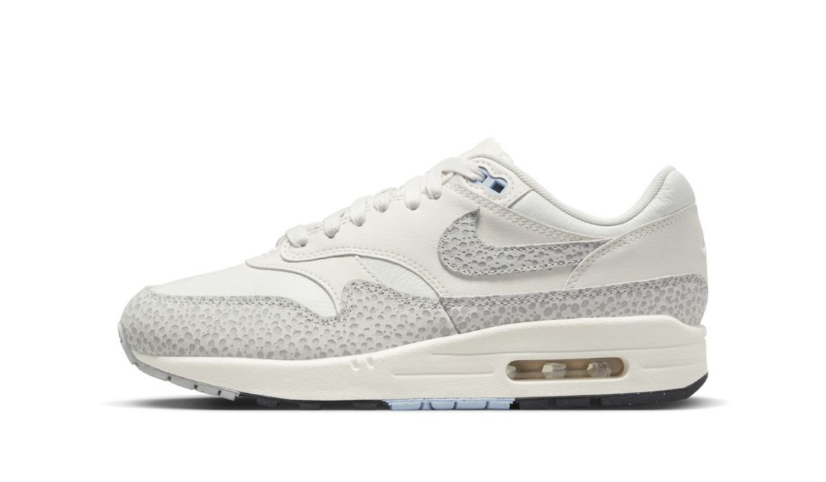 White air max 1 sneakers