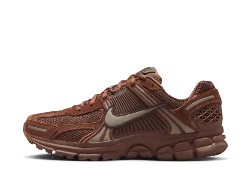 Nike Zoom Vomero 5-sko til kvinder med reflekterende detaljer - brun