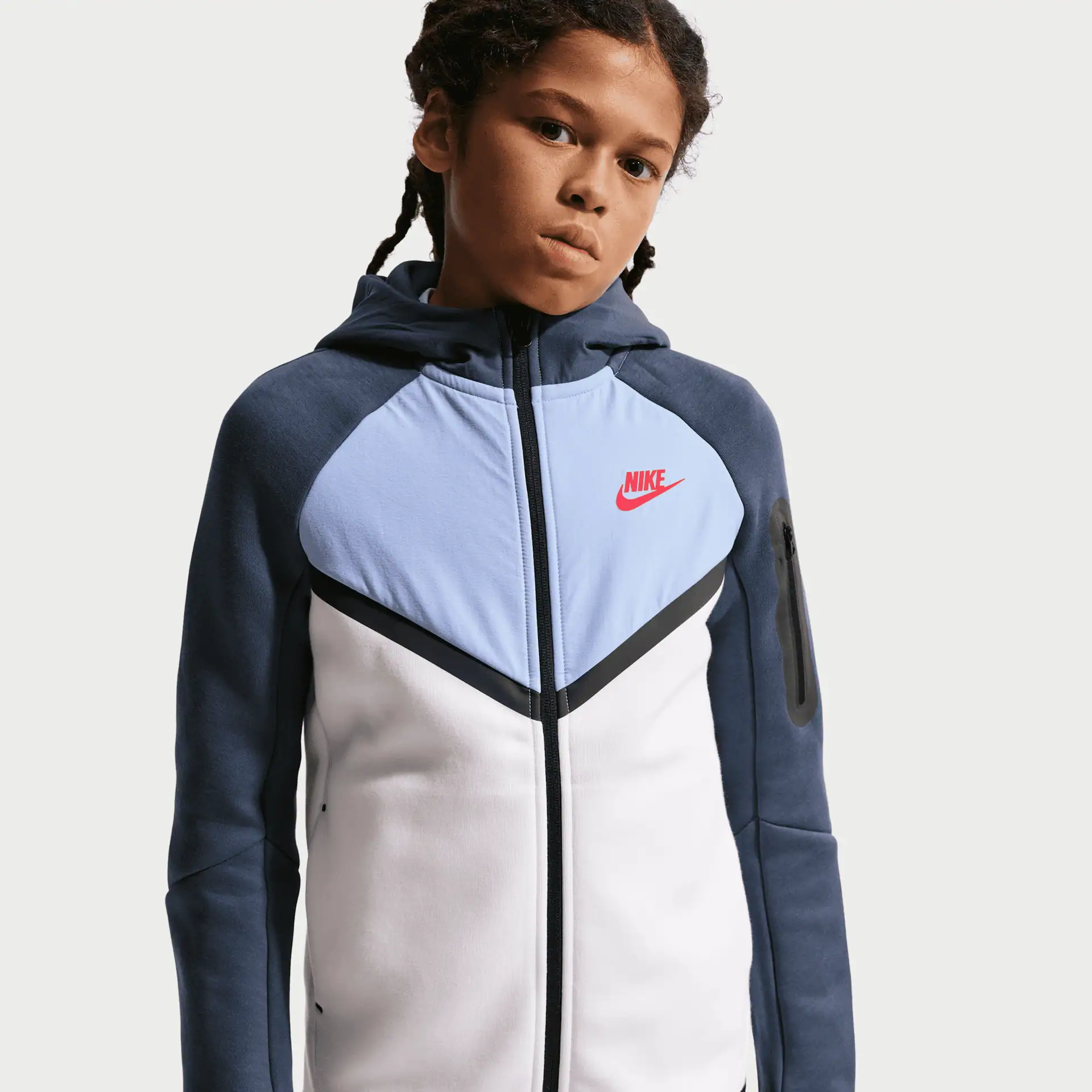Nike Tech Fleece-hættetrøje med lynlås til større børn – hvid